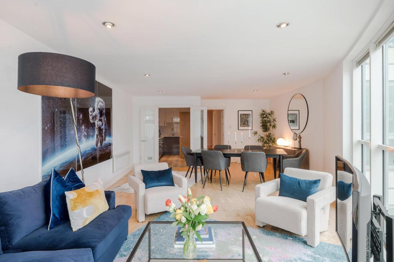 Best Thames View In Town! Large Luxxe Nomad Design Family Home London Exterior photo