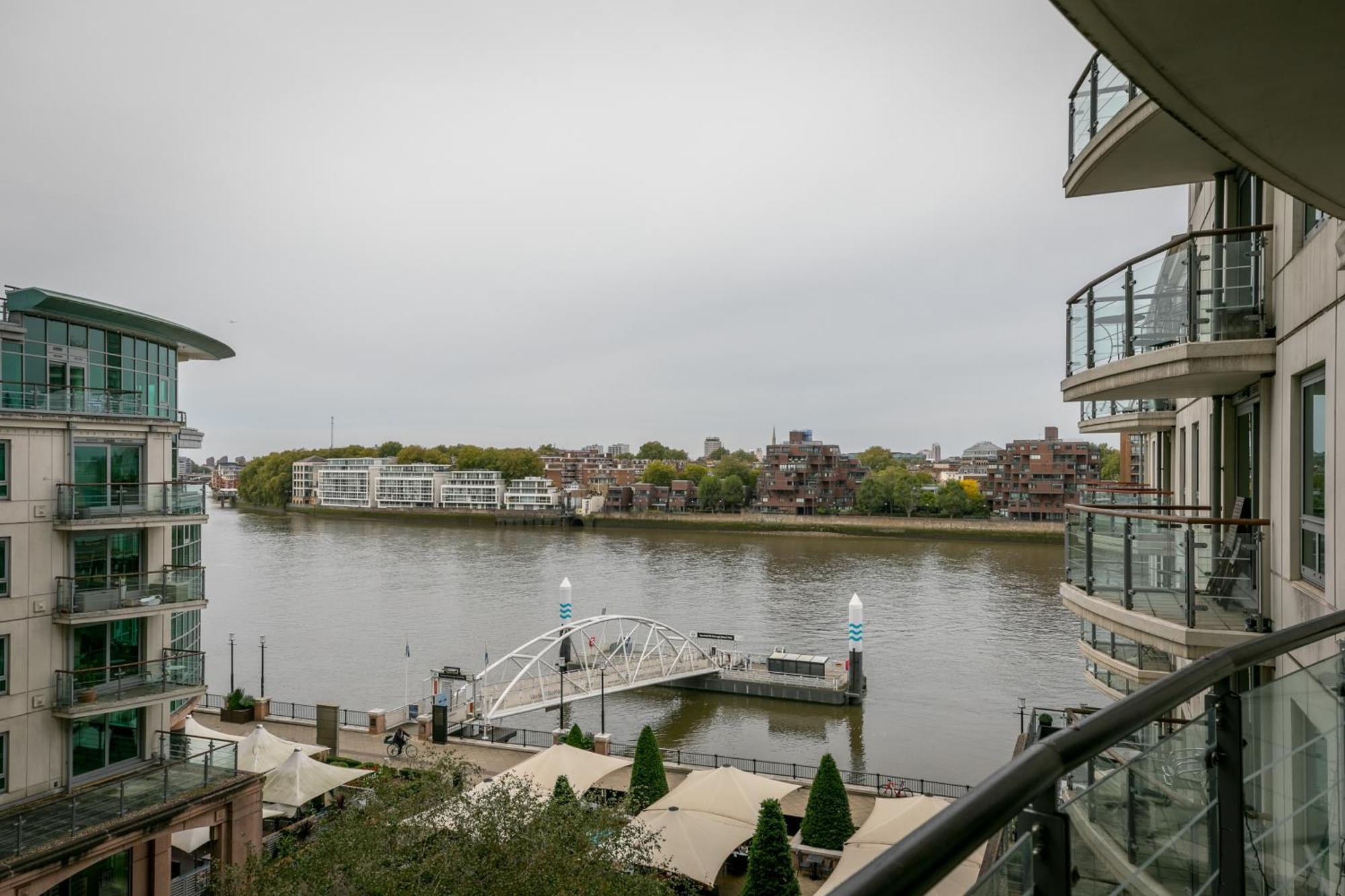 Best Thames View In Town! Large Luxxe Nomad Design Family Home London Exterior photo